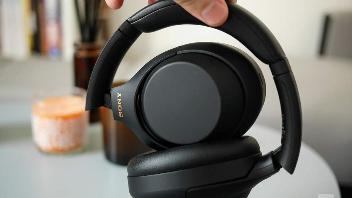 Image Sony relancerait son casque WH-1000XM4 en version XM4C, moins chère mais avec une autonomie en baisse