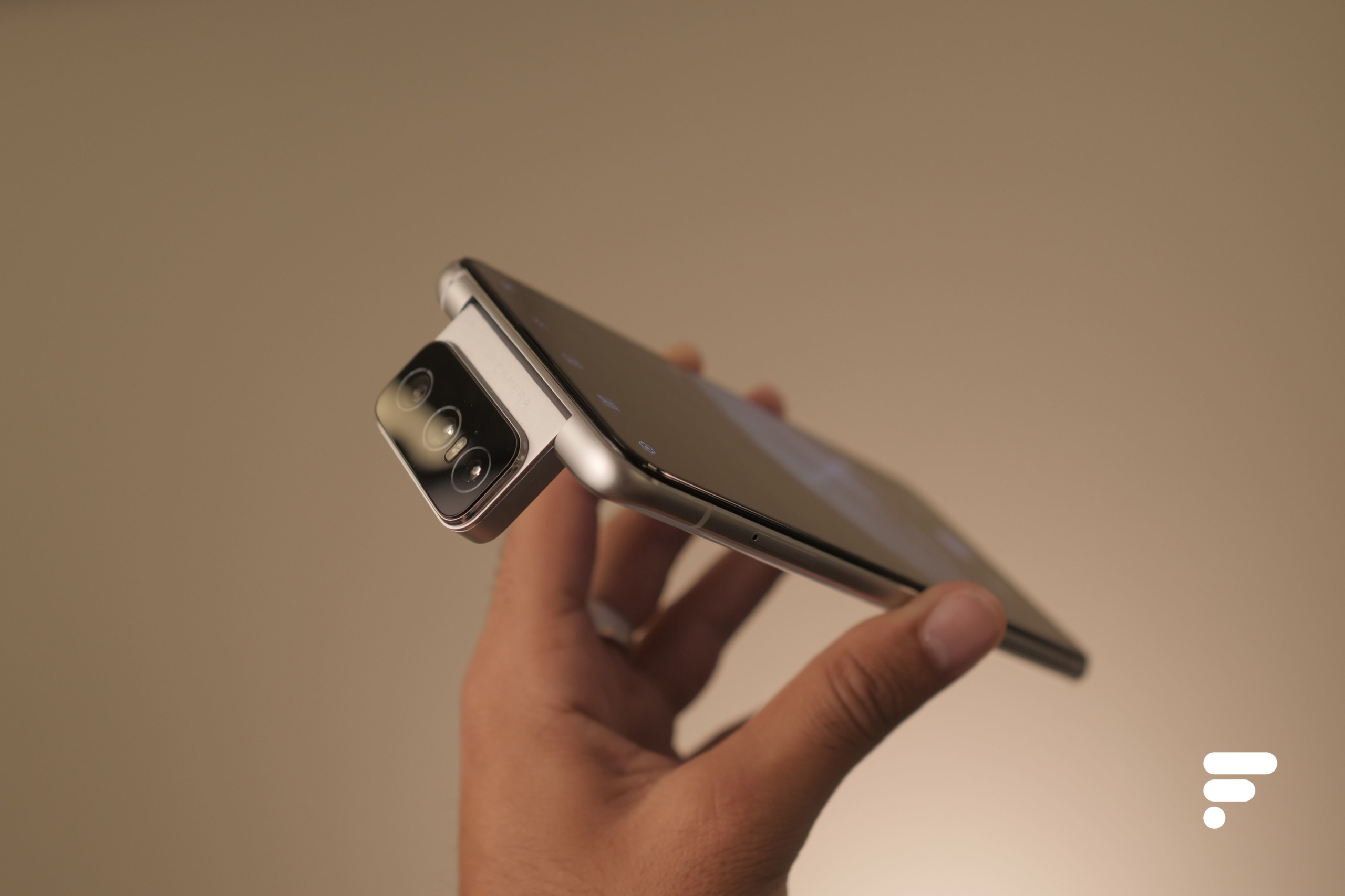Flip Camera Asus Zenfone 7 Pro