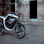 Cette moto électrique au design audacieux s’allume avec un smartphone