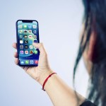 iPhone 12 : quelle suite et quels dangers pour le smartphone d’Apple ?