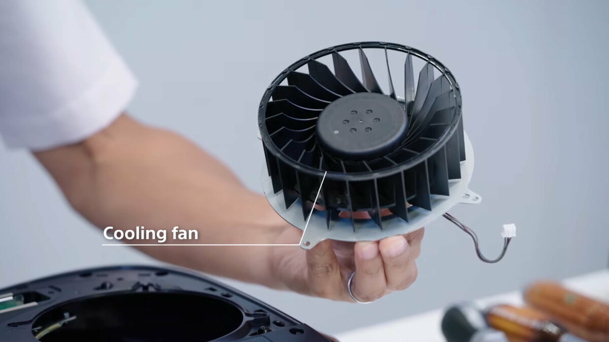 PS5 teardown ventilateur 12 cm