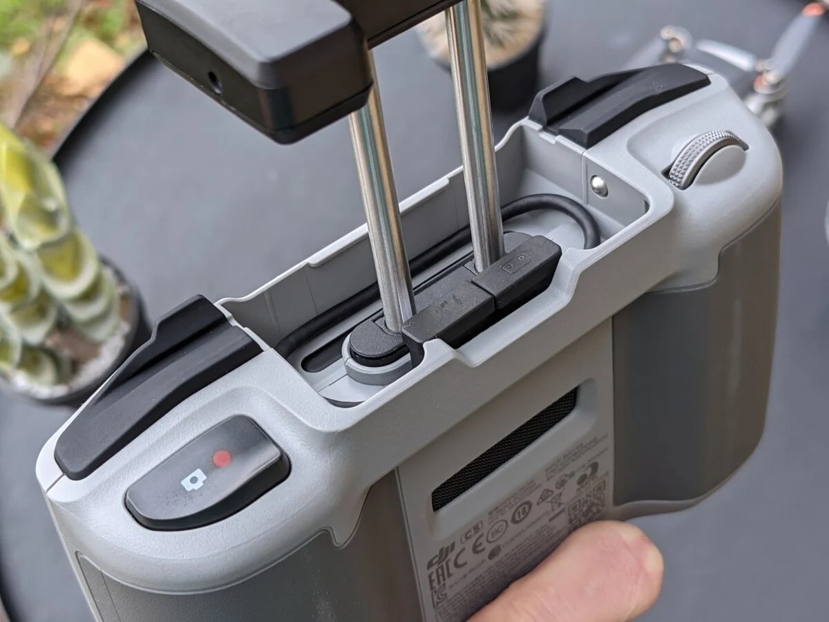 DJI Mini 2 – Radicommande (5)