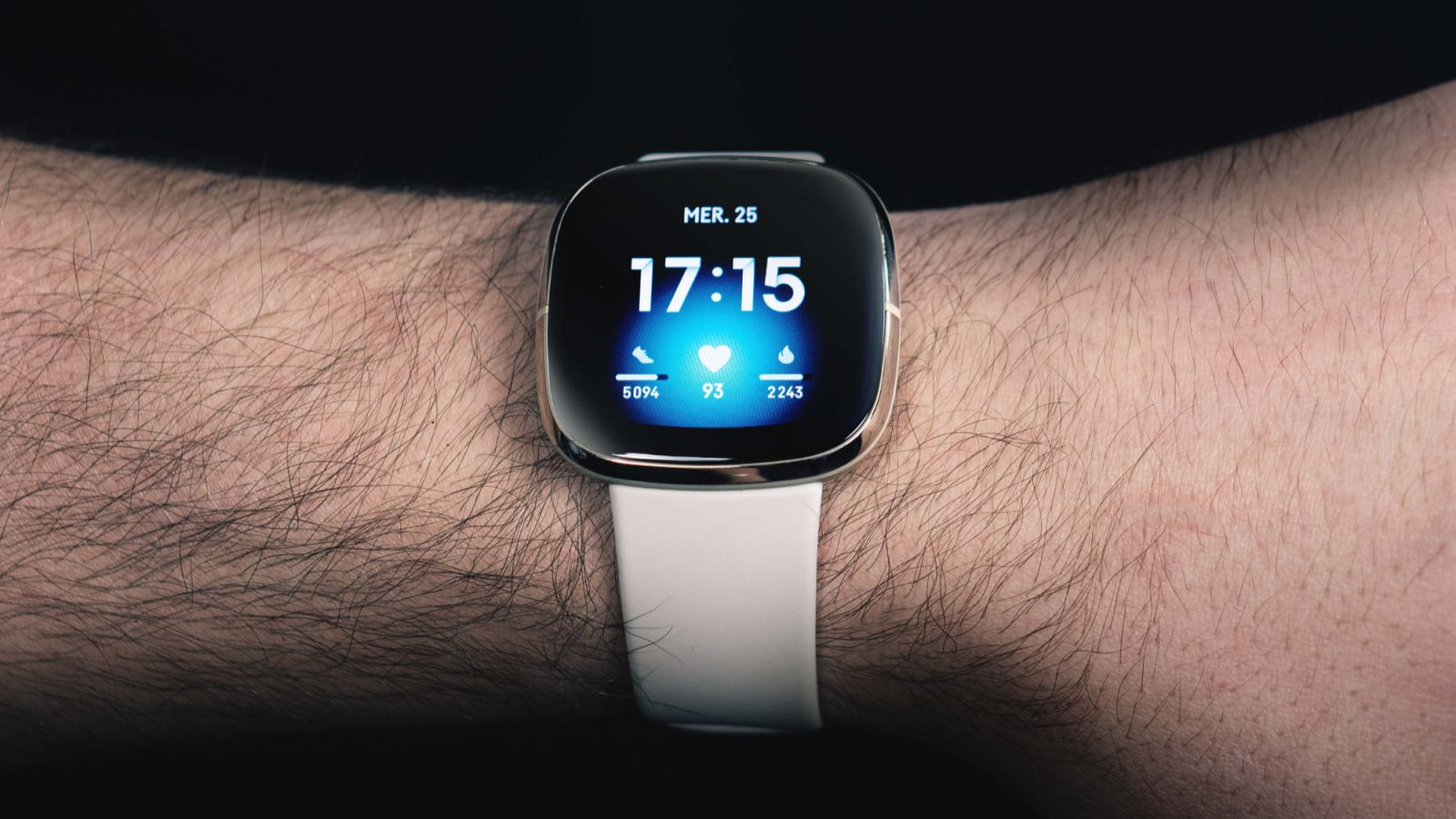 Montre Connectée Fitbit Sense - Suivi Santé/fitness, GPS, Appels/textes Bluetooth, Occasion