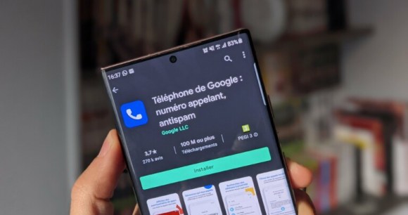Google Téléphone sur le Play Store // Source : Frandroid