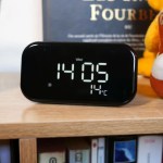 À moins de 20 euros, le Lenovo Smart Clock Essential est le plus abordable des réveils connectés