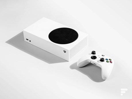 Microsoft Xbox Series S // Source : Arnaud Gelineau - Frandroid