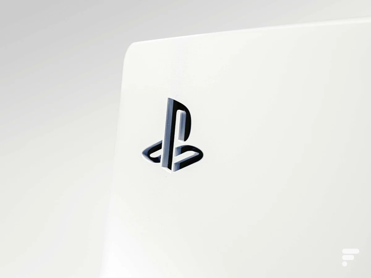 Logo PlayStation sur la PS5