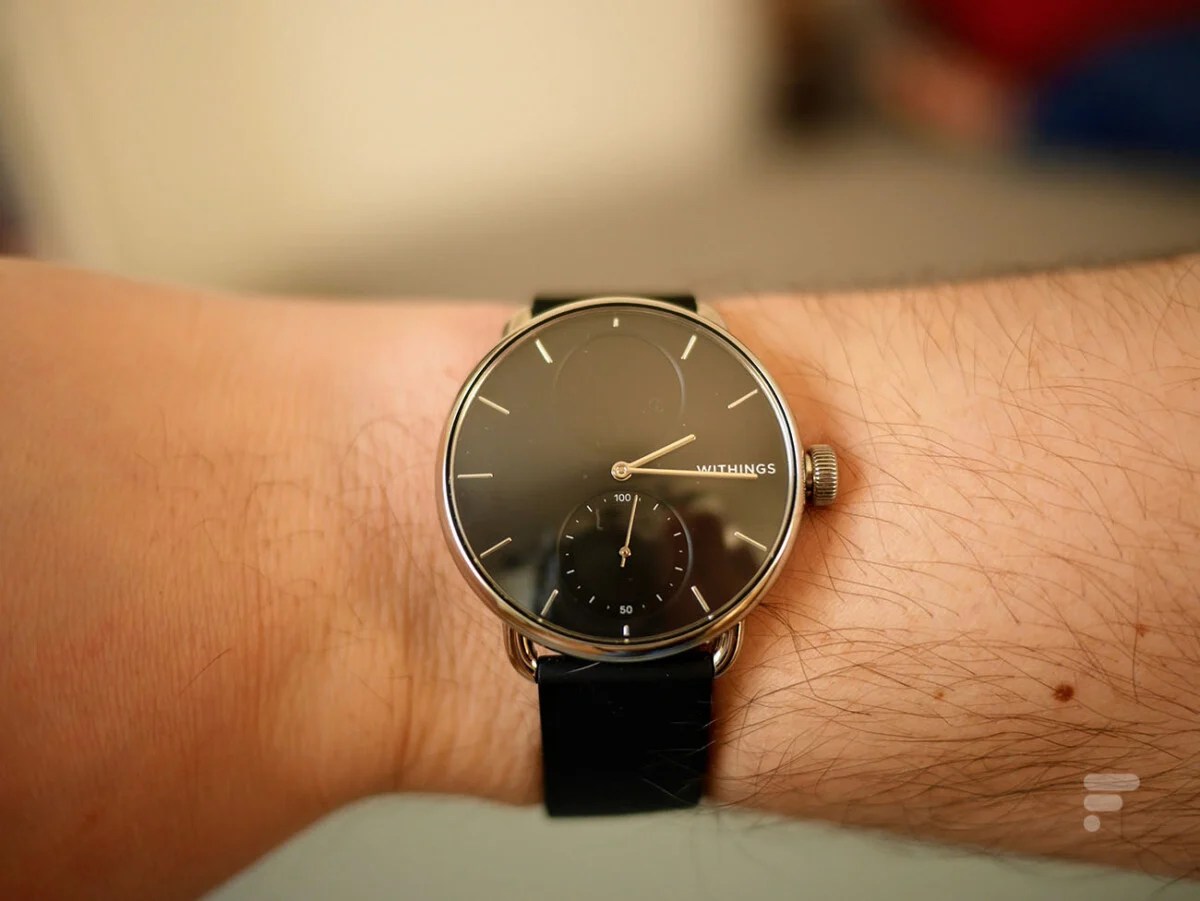 La Withings ScanWatch st une véritable montre à aiguilles