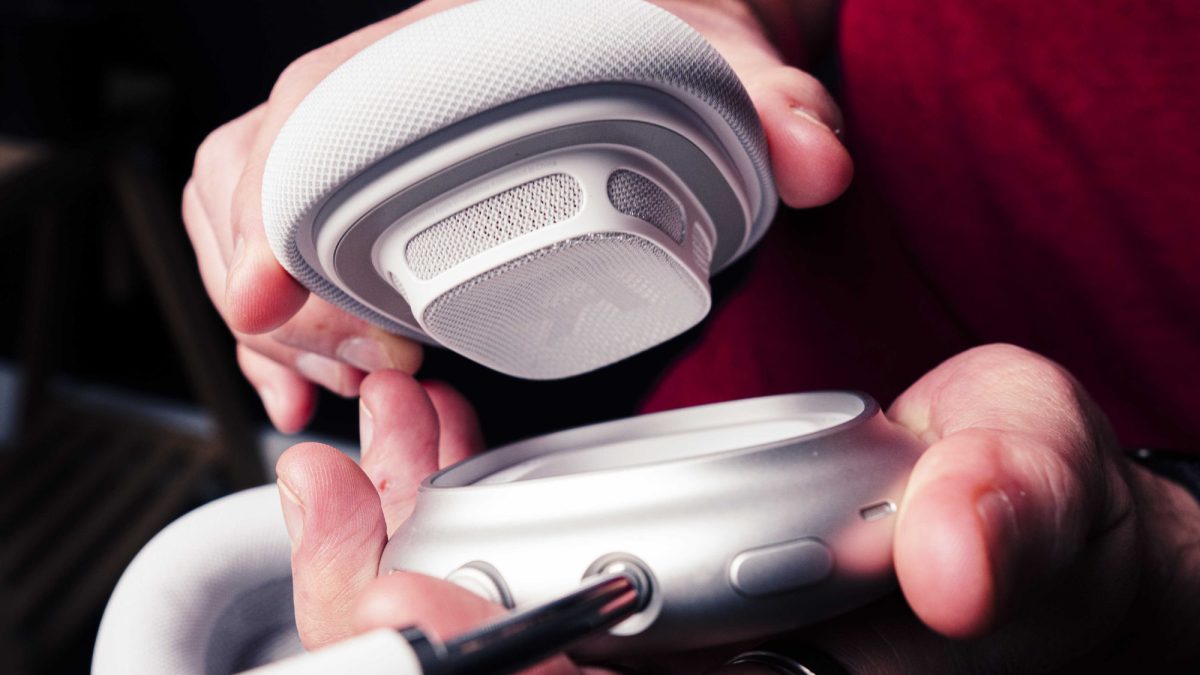Les coussinets de l'AirPods Max s'enlèvent