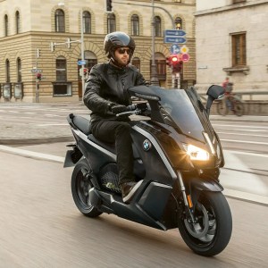 Meilleurs scooters électriques : quel modèle acheter en 2023 ?