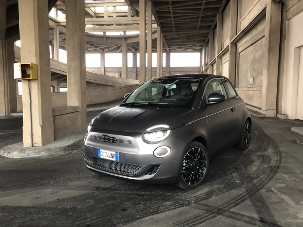 Fiat 500 Electrique // Source : Nicolas Valeano pour Frandroid