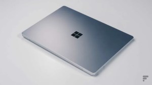Microsoft Surface Laptop X : un benchmark fait apparaitre un fleuron ARM qui pourrait détrôner AMD et Intel
