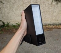 Le projecteur (partie blanche) et la caméra (partie noire) // Source : Maxime Grosjean pour Frandroid