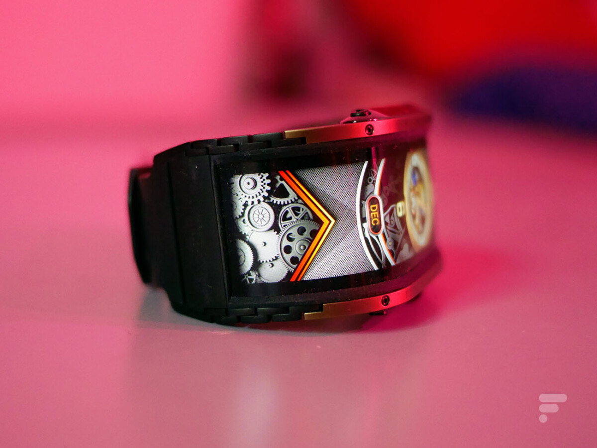 L'écran incurvé de la Nubia Watch