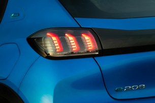 La Peugeot e-208 // Source : Peugeot France