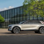Cadillac Lyriq : est-elle vraiment la voiture électrique de luxe qu’elle prétend être ?