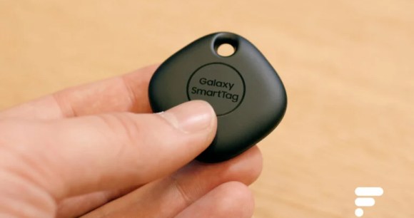 Le tracker connecté Samsung Galaxy SmartTag // Source : Frandroid