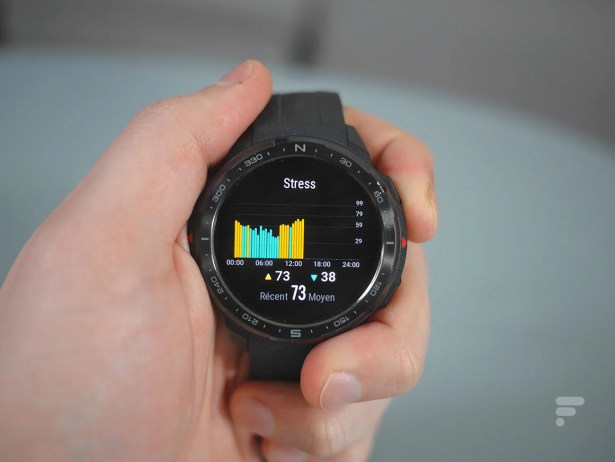 La montre Honor Watch GS Pro // Source : Frandroid