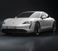 La nouvelle Porsche Taycan est proposée en propulsion, et non en quatre roues motrices // Source : Porsche