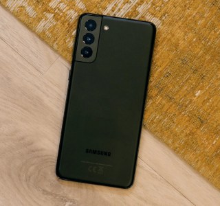 Le Samsung Galaxy S21+ est bradé avant même que le Black Friday commence