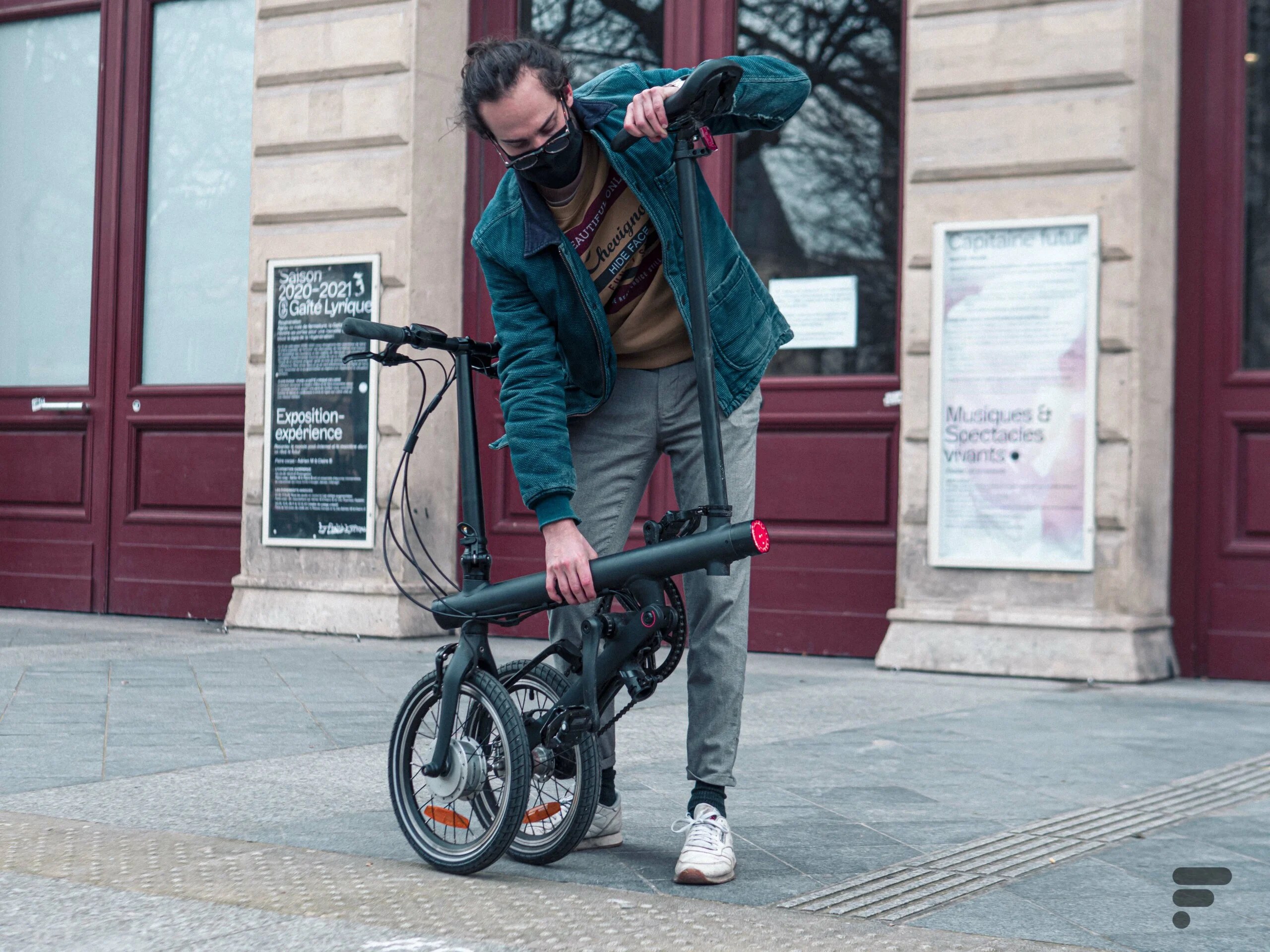 Xiaomi Mi Smart Electric Folding Bike