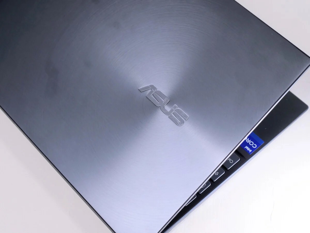 Asus ZenBook 13 UX325 (2021) – Frandroid – P1155179