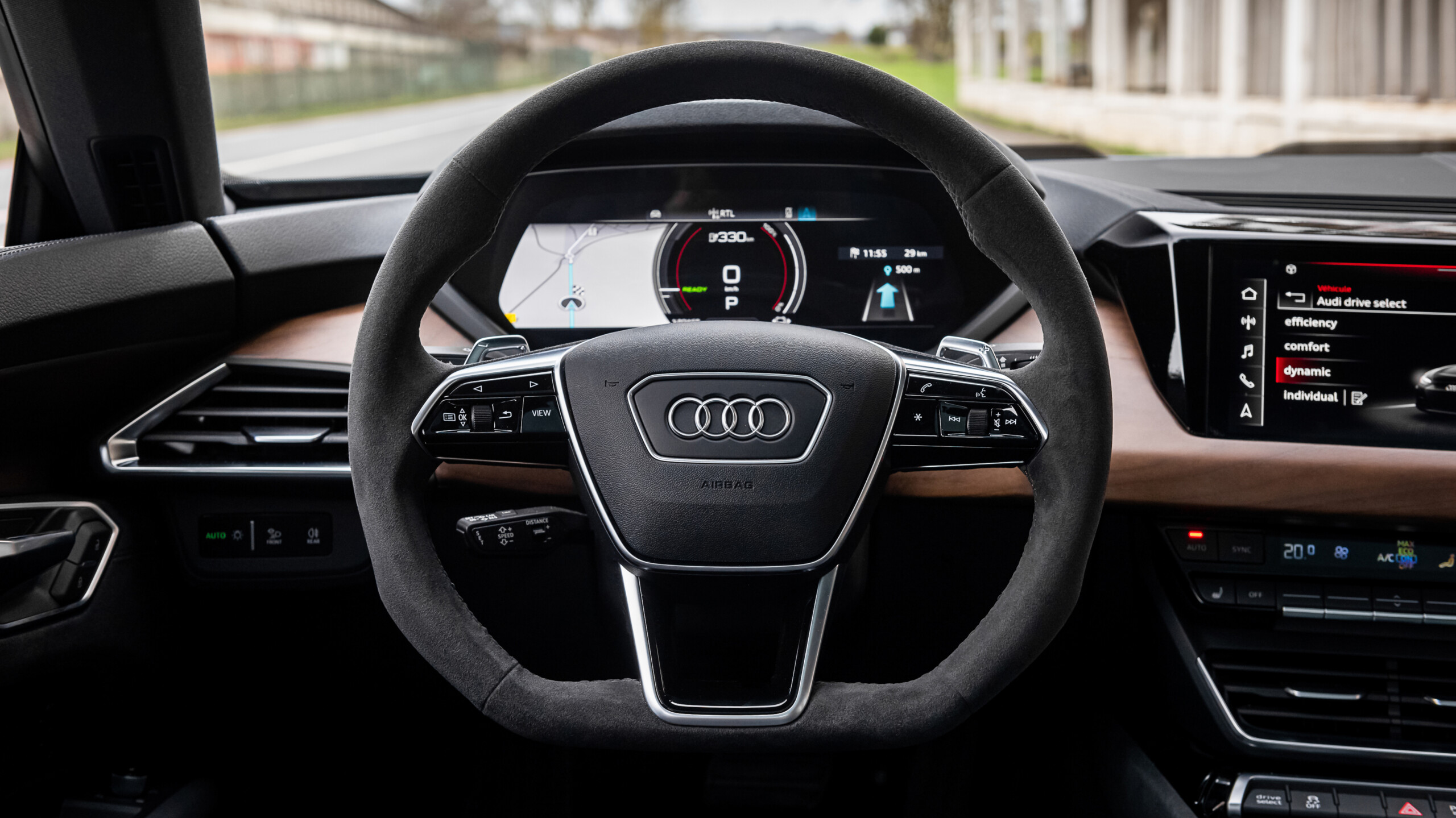 L'intérieur de l'Audi e-tron GT quattro // Source : Marius Hanin pour Frandroid
