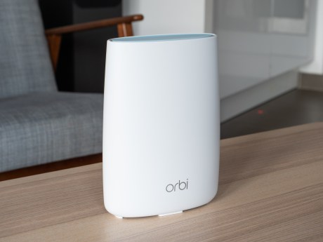 Netgear_Orbi_4G_P1022251