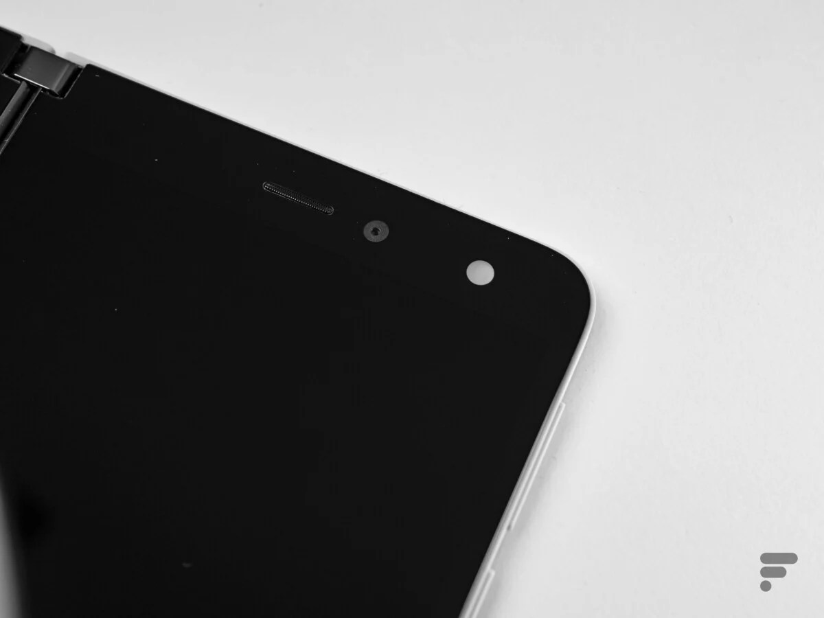 L'appareil photo du Surface Duo est unique et sert pour les selfies comme les photos classiques