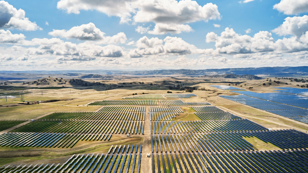 Apple california flats ferme solaire