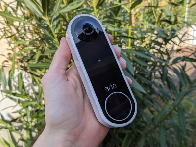 L’Arlo Essential Wire-Free Video Doorbell // Source : Maxime Grosjean pour Frandroid