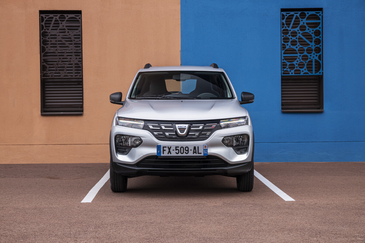 dacia-spring-23