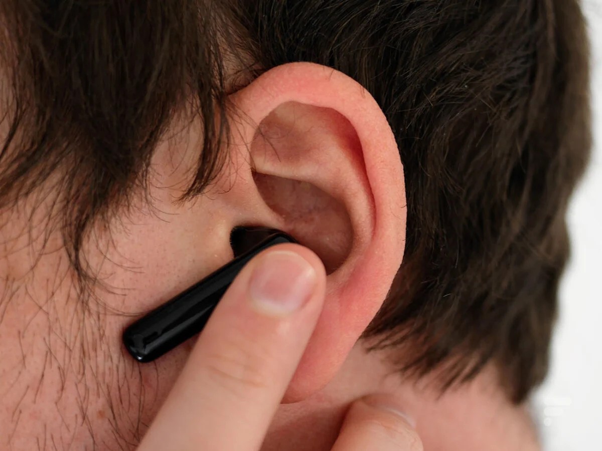 Les Huawei FreeBuds 4i se contrôlent au tactile