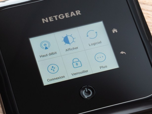 Netgear_Nighthawk_M5_16