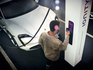 Electric car: what are the different fast charging networks in France?