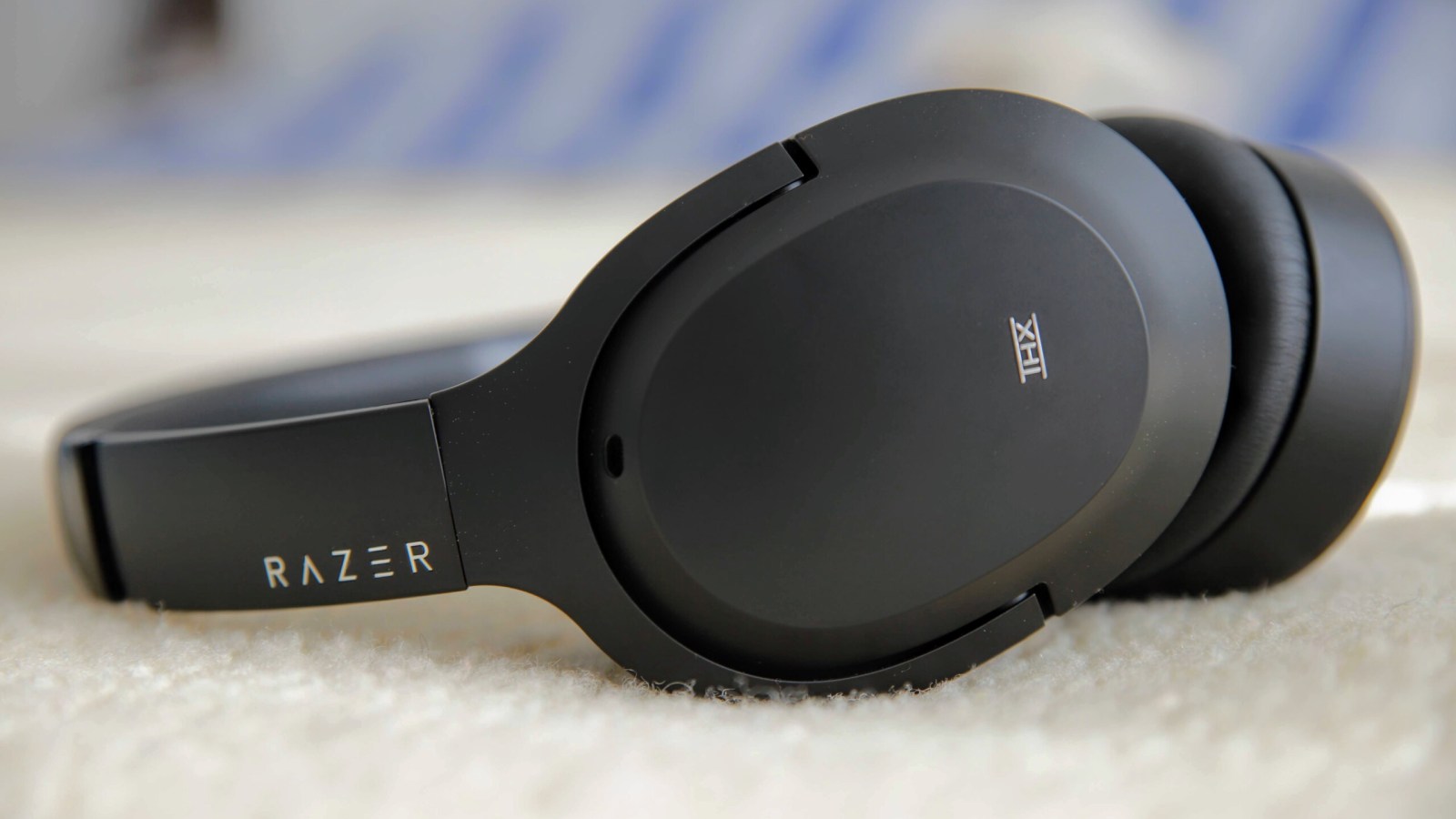 Ce casque Razer en forte promotion sur Amazon est certifiÃ© THX avec de la rÃ©duction de bruit...