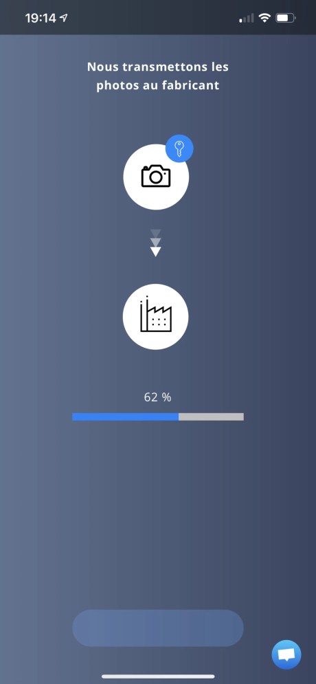 Une fois les photos prises, le tout est envoyé à l'usine pour devis // Source : FRANDROID