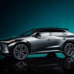 Toyota bZ4X Concept : ce SUV électrique gagnera en autonomie grâce à des panneaux solaires