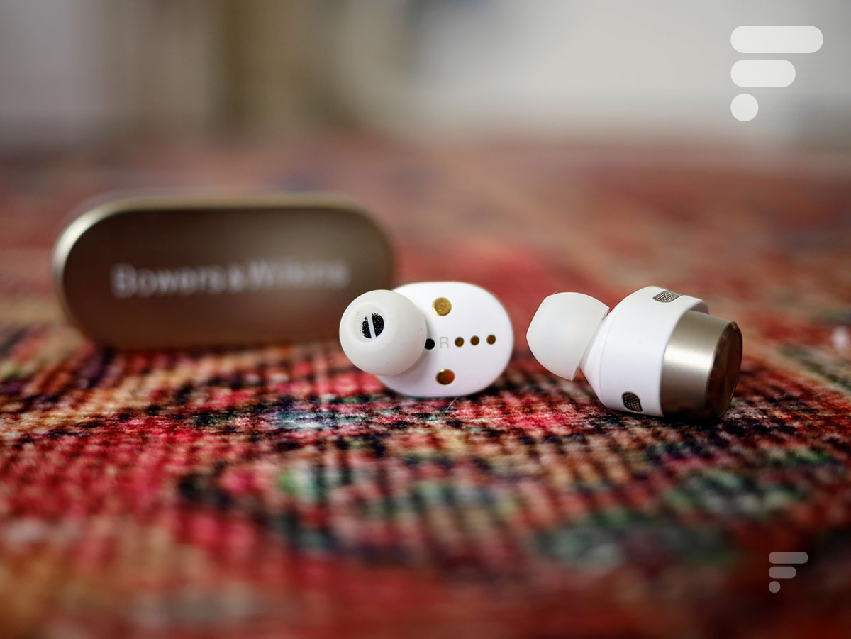 Le boîtier des Bowers & Wilkins PI7