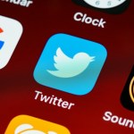 Twitter Blue : une fonction d’annulation de tweet aperçue mais payante