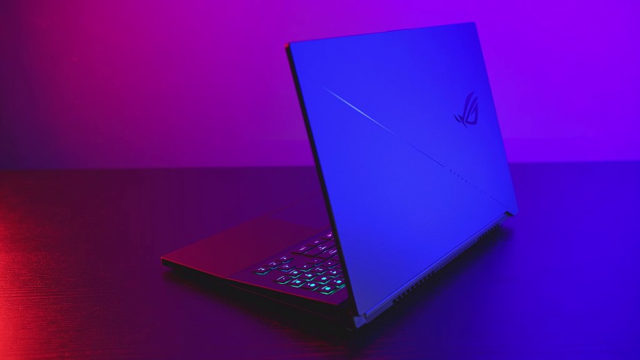 ROG Zephyrus S17 design (1)