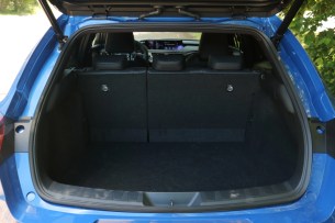 essai-lexus-ux-300e-1