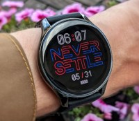 La OnePlus Watch et son cadran “Never Settle” // Source : Maxime Grosjean pour Frandroid