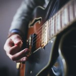 Les meilleures applications pour apprendre la guitare