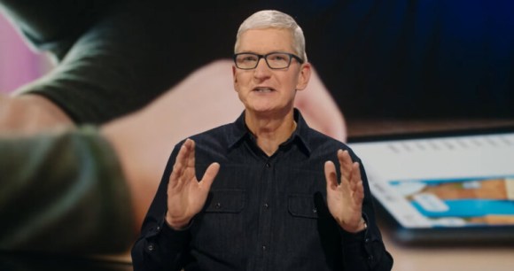 Tim Cook lors de la WWDC 2021. // Source : Apple