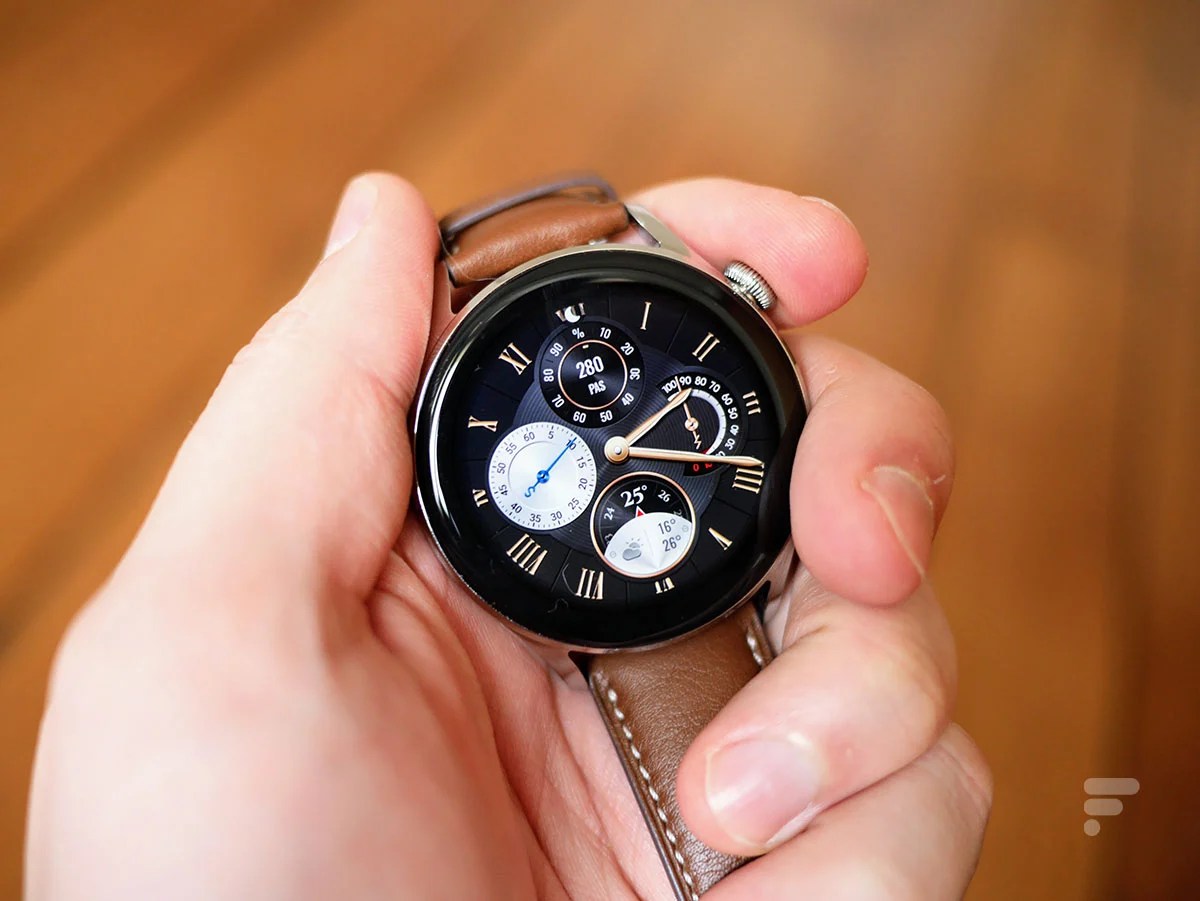 La montre connectée Huawei Watch 3 // Source : Frandroid