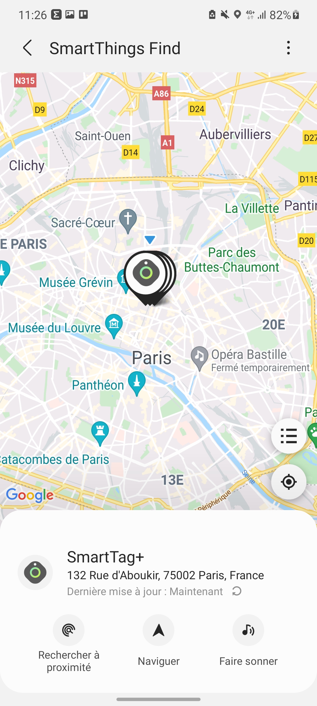 En vue Maps, vous aurez accès à trois boutons : recherche à proxmité, Naviguer ou faire sonner.