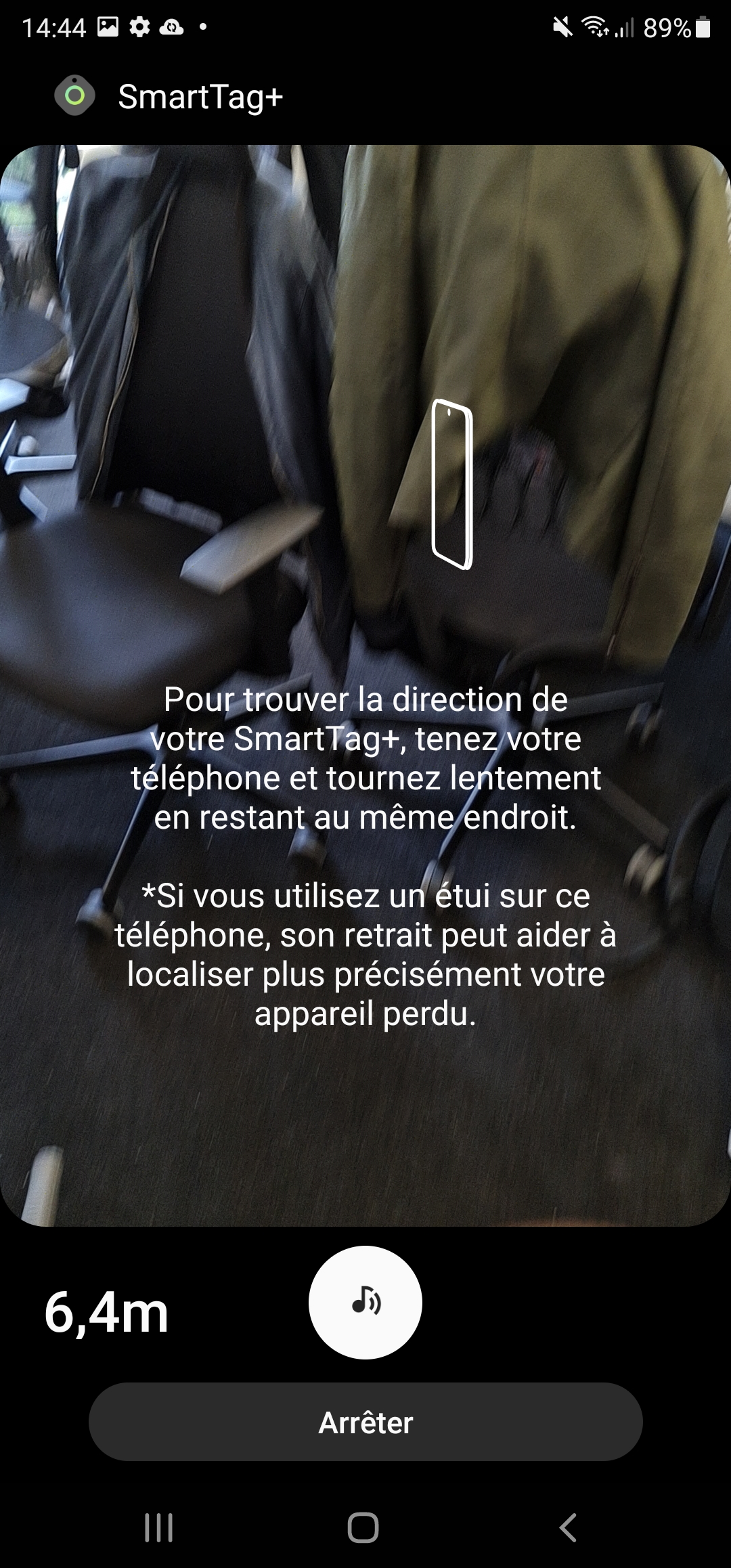 Au lancement de la vue AR, SmartThings vous demande de tourner votre téléphone pour l'aider à se repérer.