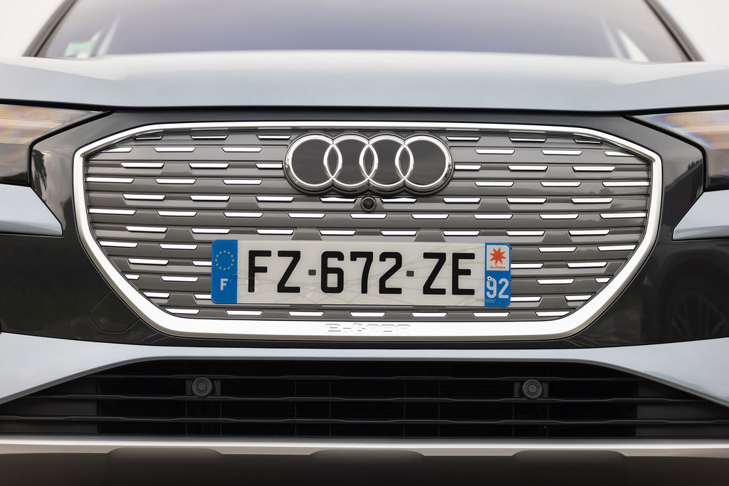 AudiQ4e-tron-259