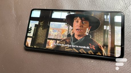 Netflix sur le Samsung Galaxy A52S 5G en mode full écran // Source : FRANDROID - Melinda DAVAN-SOULAS